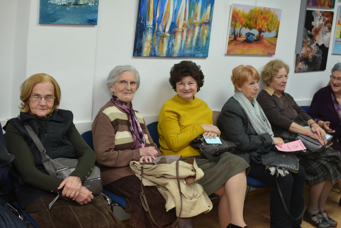 HKLD Božićna izložba 18 12 2019 16