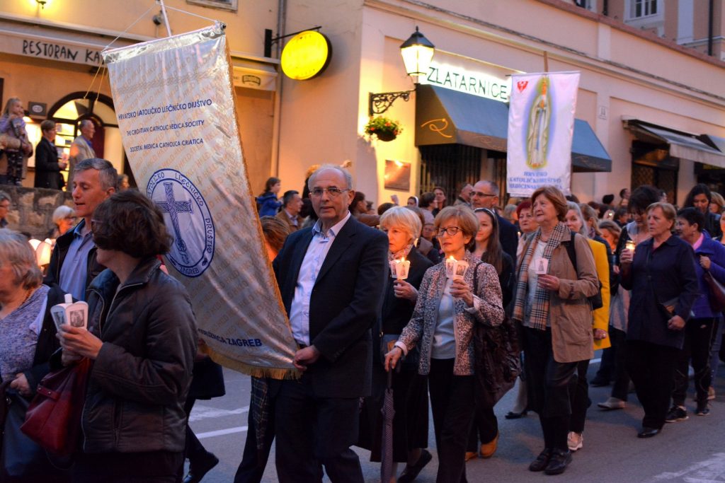 2019. godina - Svetkovina Majke Božje od Kamenitih vrata Zagrebačka procesija na svetkovinu Majke Božje od Kamenitih vrata HKLD 2019 30 1024x683