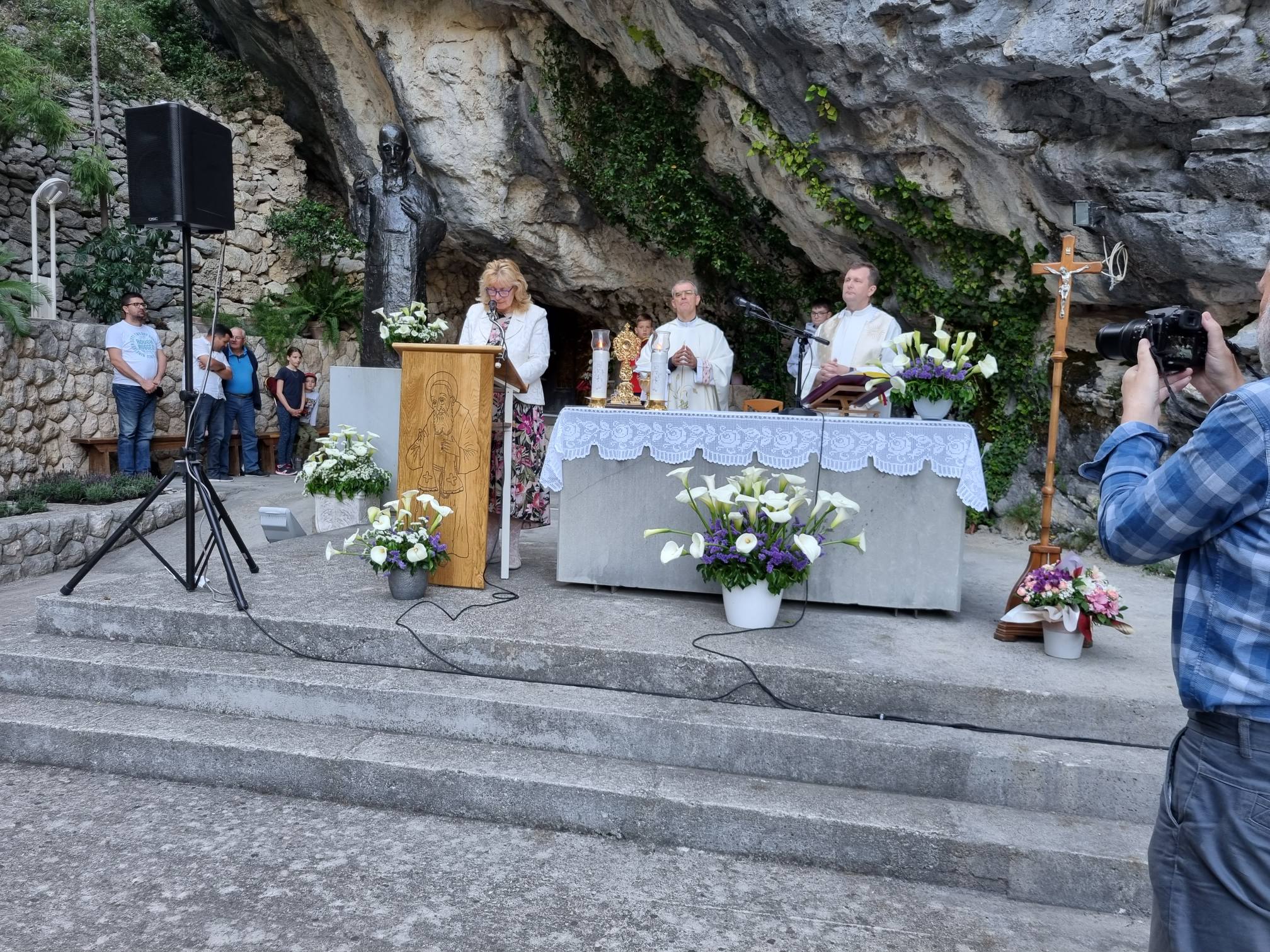 Hodočašće članova HKLD a i HKDMT podružnica Split u Zakučac 6