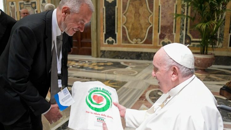 Izvor photo: Vatican Media papa